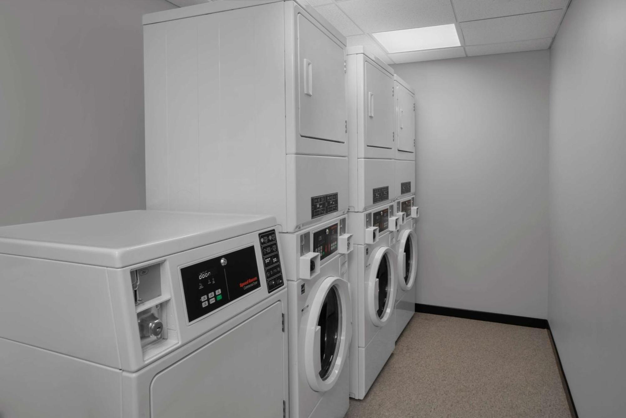Homewood Suites By Hilton Charlotte Uptown First Ward Εξωτερικό φωτογραφία